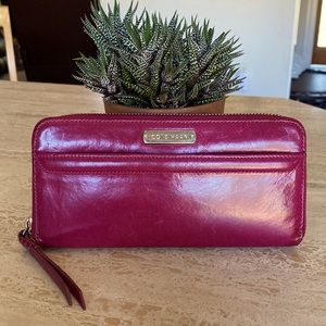 🌹COLE HAAN Raspberry Glazed Leather Zip Around Wallet!